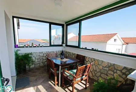 Apartman Luke Beach 4+1 Di 351 Apartment *