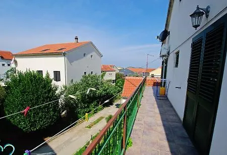 Apartman Luke Beach 4+1 Di 351 Apartment Murter